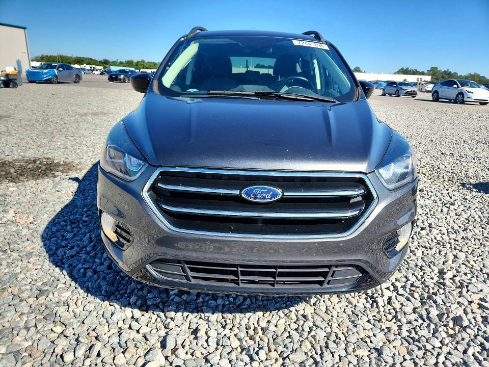 صورة رقم 5 من المزاد - 2018 FORD ESCAPE مع VIN 1FMCU9GD1JUC16573