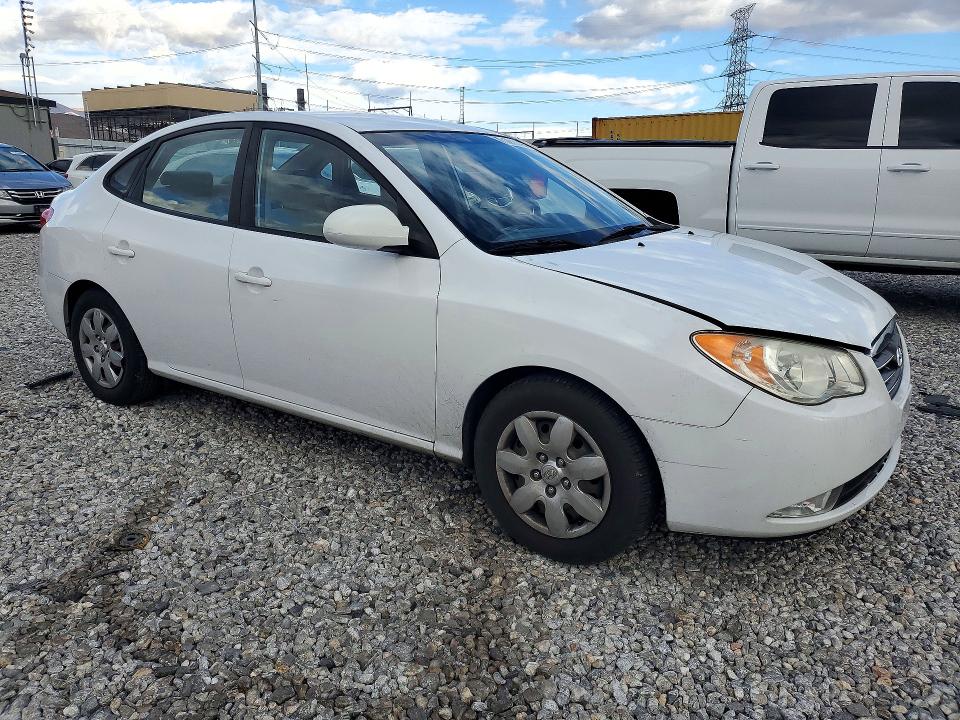 Photo 4 from auction – 2007 HYUNDAI ELANTRA with VIN KMHDU46D87U238197
