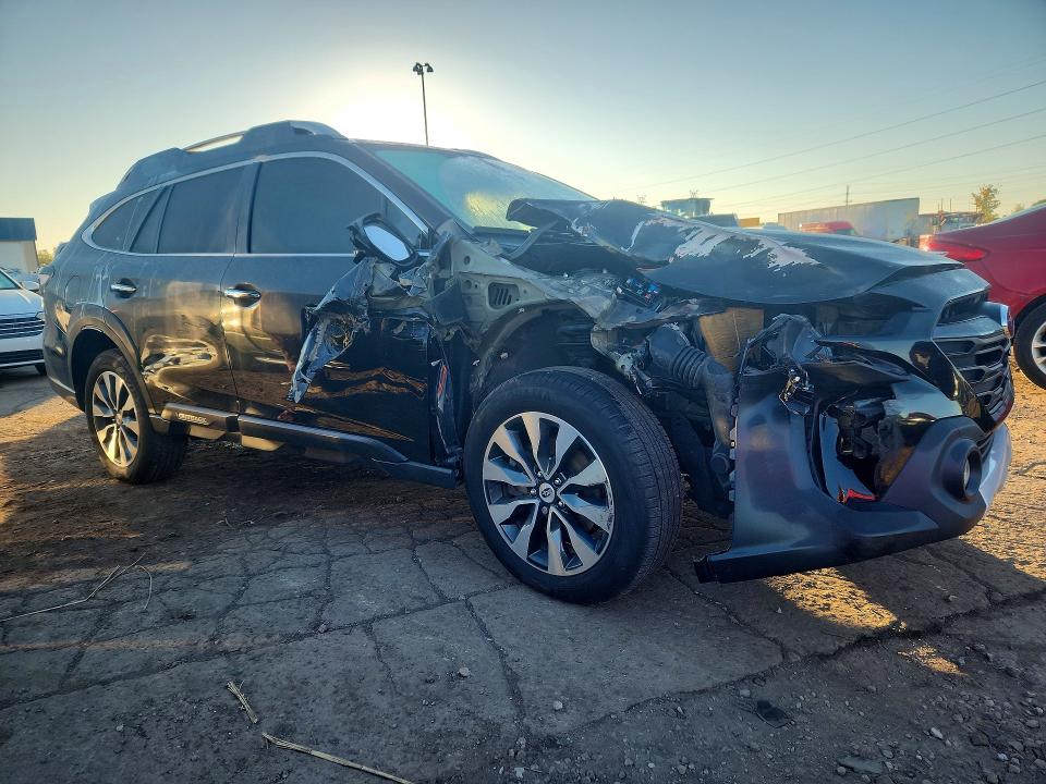 Photo 4 from auction – 2023 SUBARU OUTBACK with VIN 4S4BTGPD8P3150492