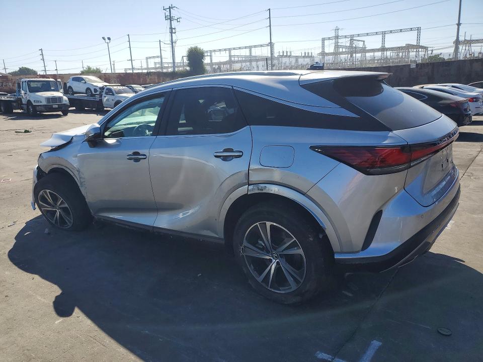 Фото 2 с аукциона – 2024 LEXUS RX 350H с VIN 2T2BBMCA7RC046048