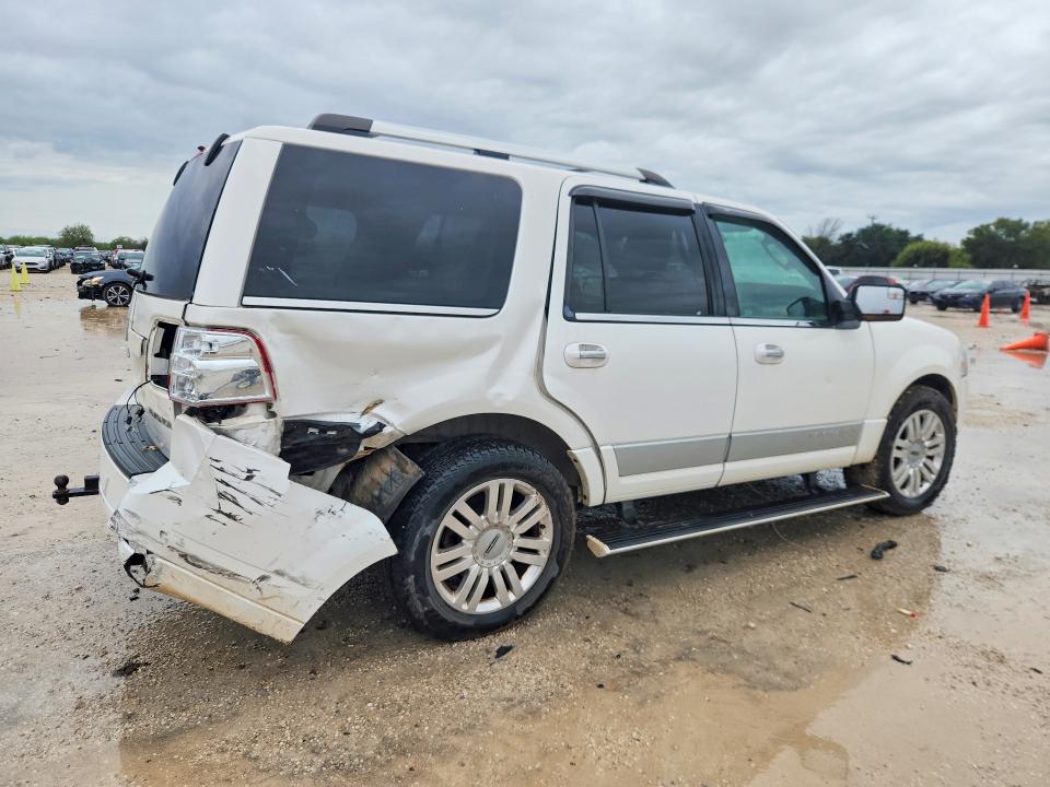 Снимка 3 от търг – 2012 LINCOLN NAVIGATOR с VIN 5LMJJ2J53CEL06813