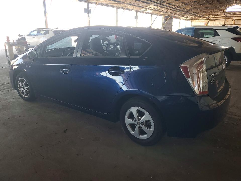 Photo 2 from auction – 2013 TOYOTA PRIUS with VIN JTDKN3DU7D1626623
