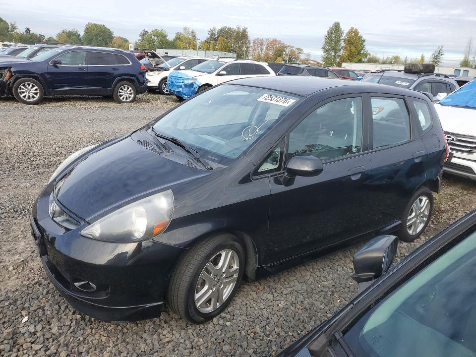 Снимка 1 от търг – 2008 HONDA FIT с VIN JHMGD38628S072328