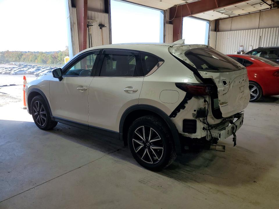 Zdjęcie 2 z aukcji – 2017 MAZDA CX-5 z VIN JM3KFBDL0H0217431