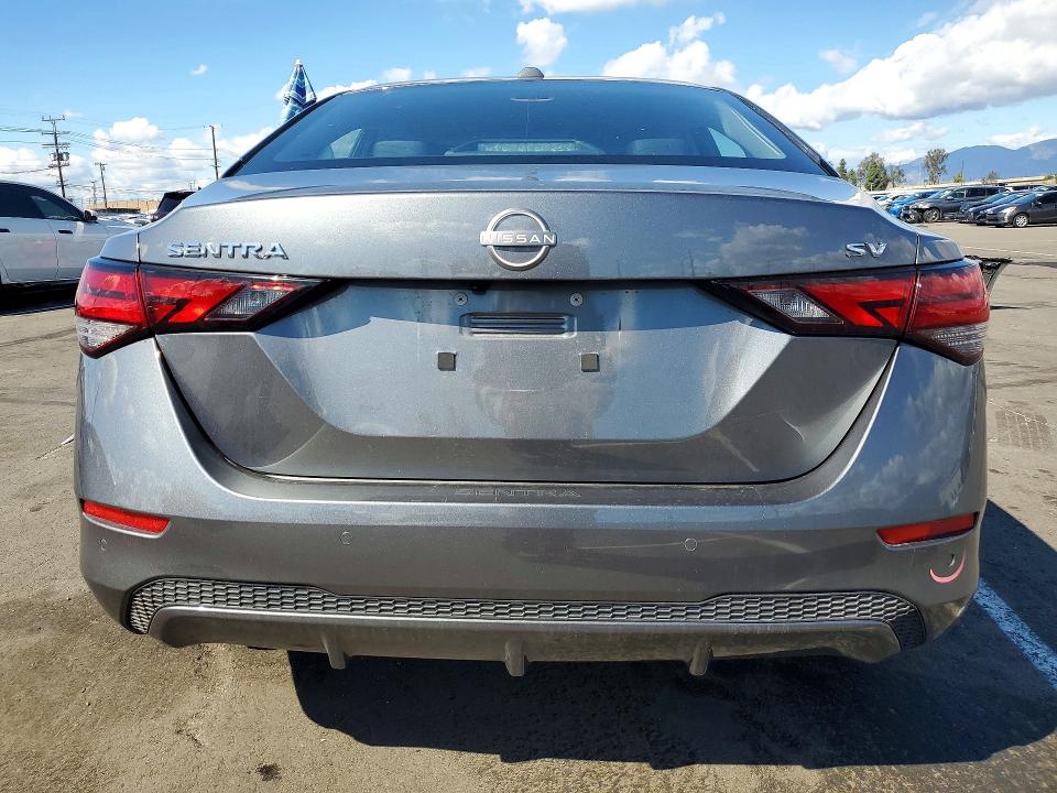 Снимка 6 от търг – 2024 NISSAN SENTRA с VIN 3N1AB8CV1RY263172