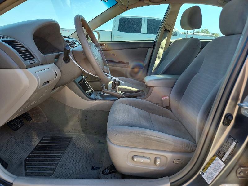 Снимка 7 от търг – 2005 TOYOTA CAMRY с VIN 4T1BE32K75U638574