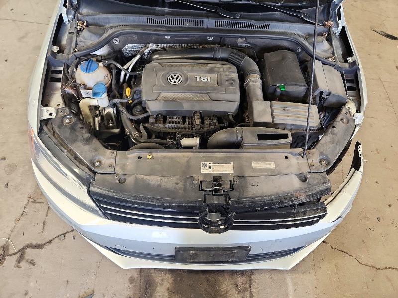 Photo 11 from auction – 2014 VOLKSWAGEN JETTA with VIN 3VWD07AJ3EM333232