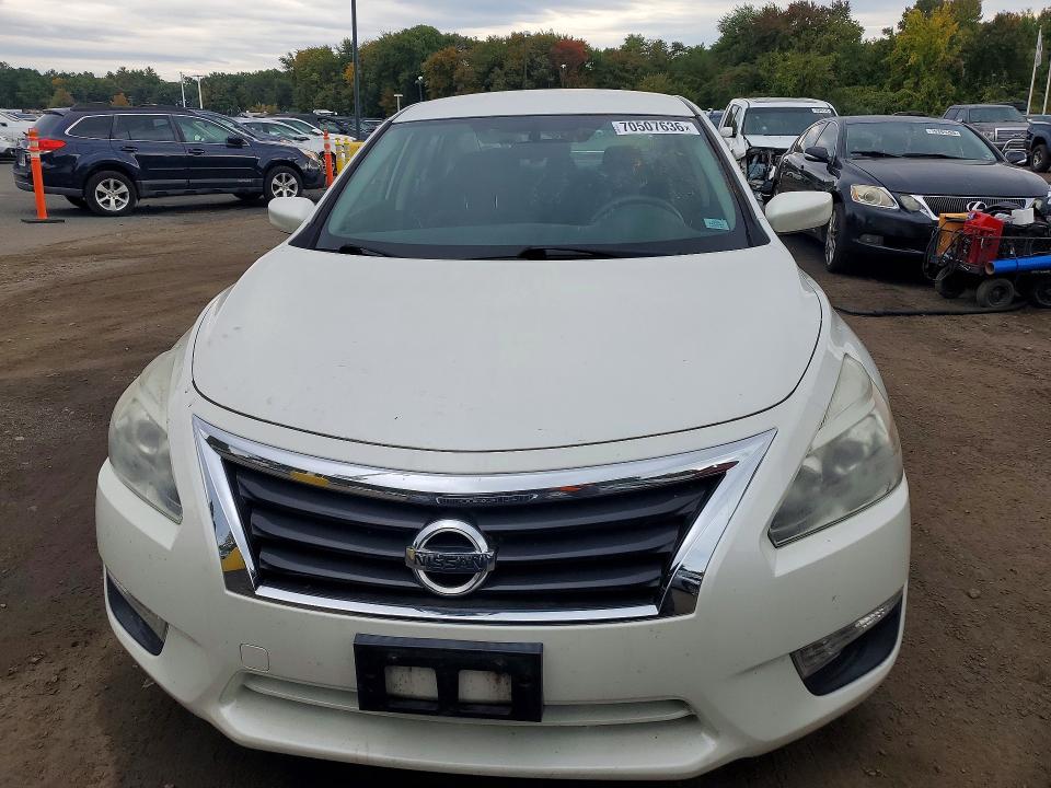 Photo 5 from auction – 2015 NISSAN ALTIMA with VIN 1N4AL3APXFC162532