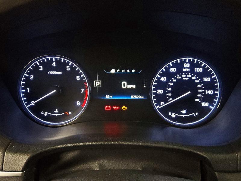 Снимка 9 от търг – 2016 HYUNDAI GENESIS с VIN KMHGN4JE8GU111301