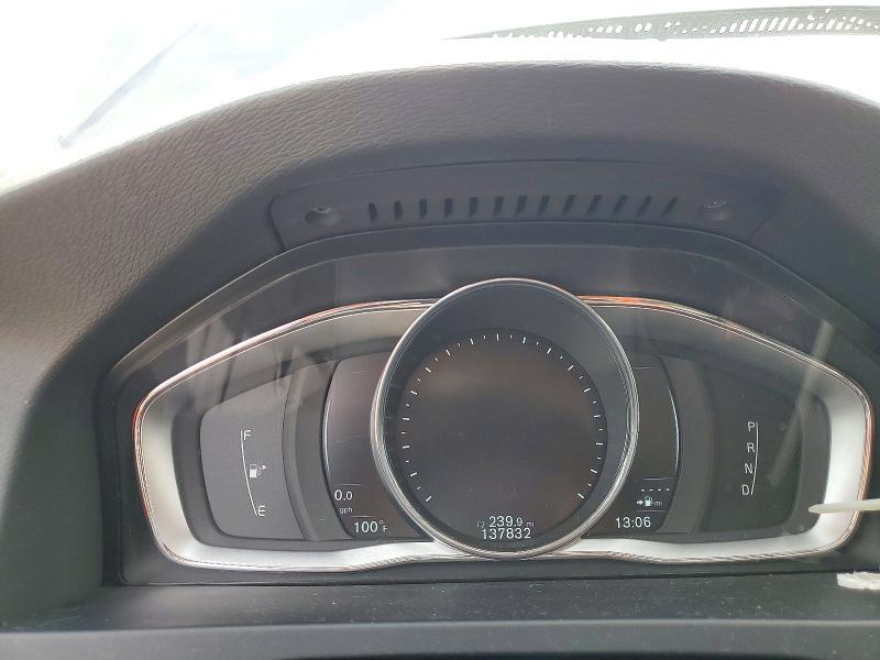 Foto 9 de la subasta – 2016 VOLVO S60 con VIN YV1612TK9G2401409