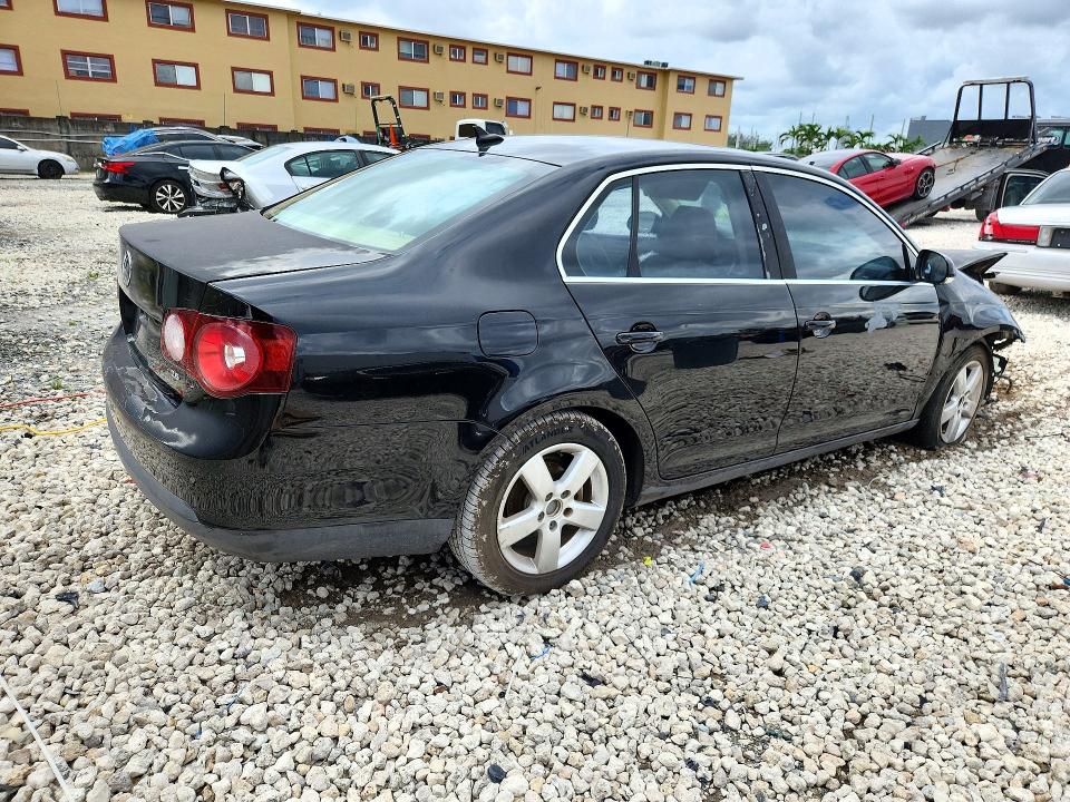 Photo 3 from auction – 2009 VOLKSWAGEN JETTA with VIN 3VWRM71K39M019797
