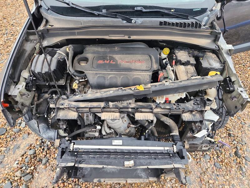 Photo 11 from auction – 2017 JEEP RENEGADE with VIN ZACCJABB8HPG52210