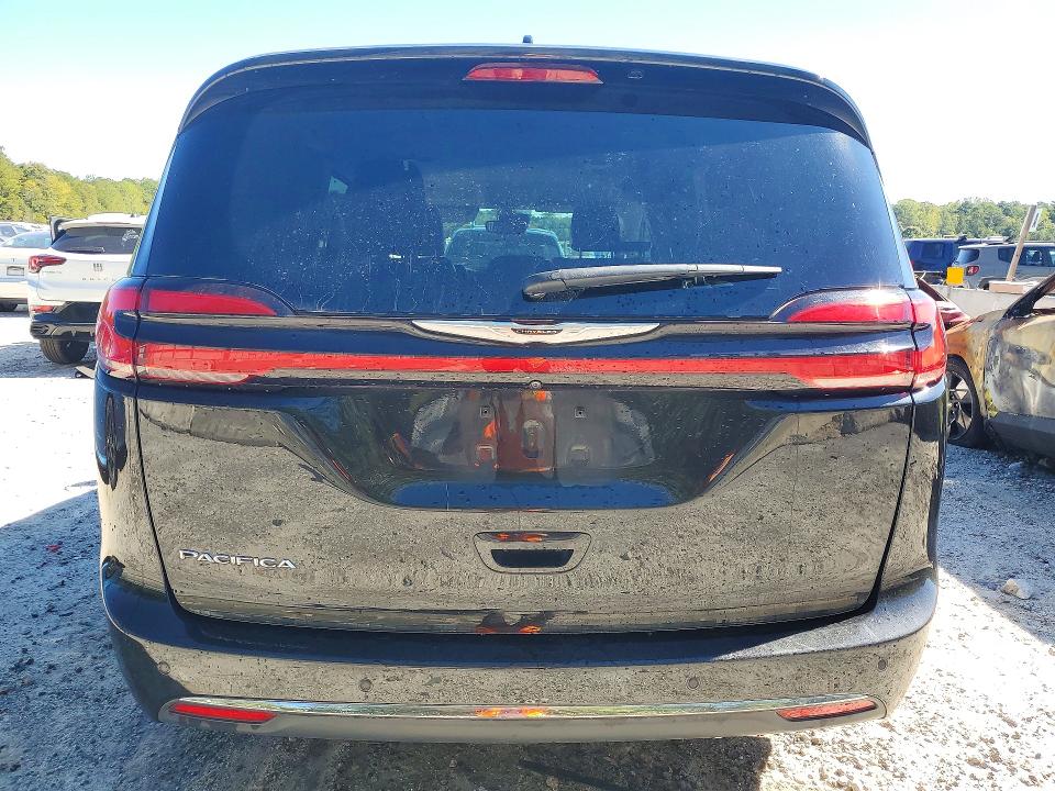 Photo 6 from auction – 2023 CHRYSLER PACIFICA with VIN 2C4RC1BG7PR631617