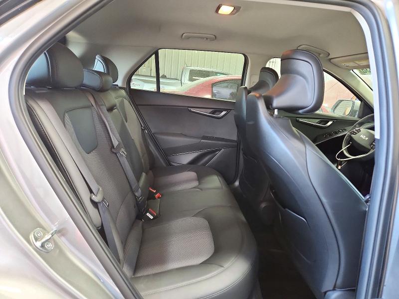 Снимка 10 от търг – 2023 KIA NIRO с VIN KNDCS3LFXP5072653