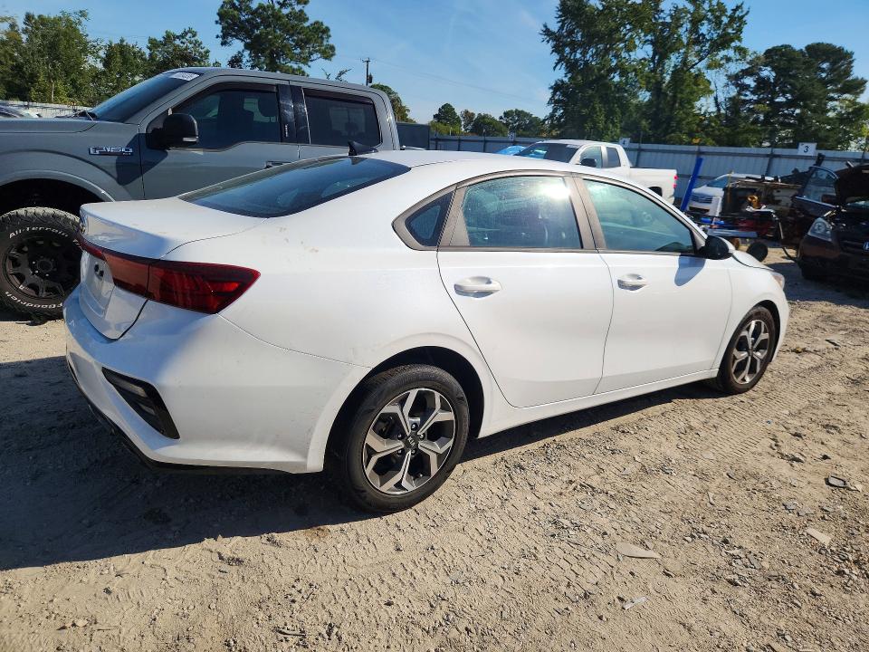 Foto 3 de la subasta – 2021 KIA FORTE con VIN 3KPF24AD0ME386378