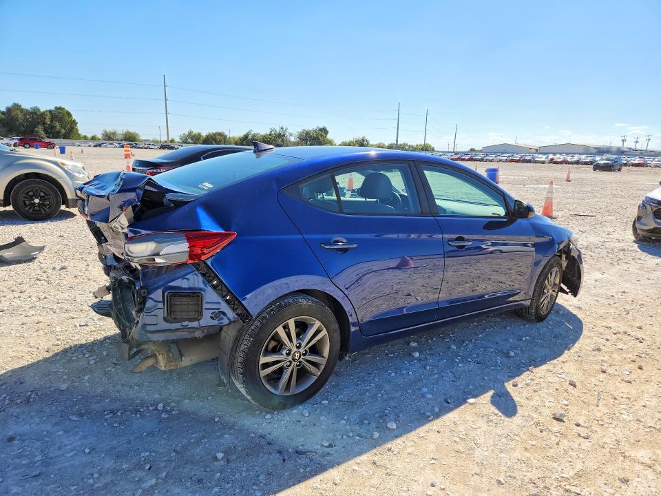 Снимка 3 от търг – 2018 HYUNDAI ELANTRA с VIN 5NPD84LF2JH344838