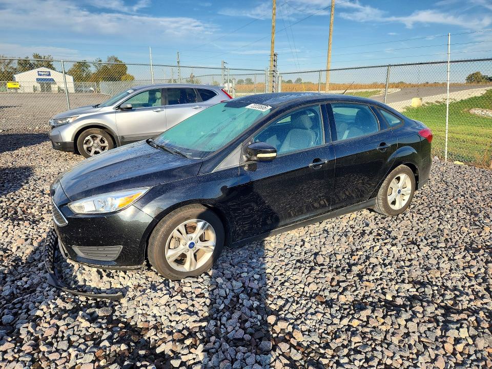 Снимка 1 от търг – 2015 FORD FOCUS с VIN 1FADP3F28FL203948