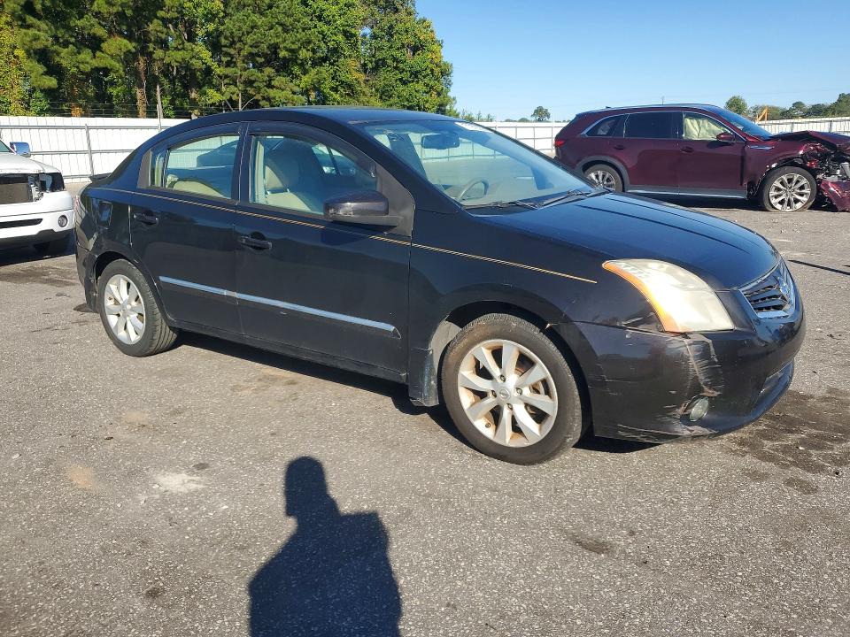 Фото 4 с аукциона – 2011 NISSAN SENTRA с VIN 3N1AB6AP2BL661213