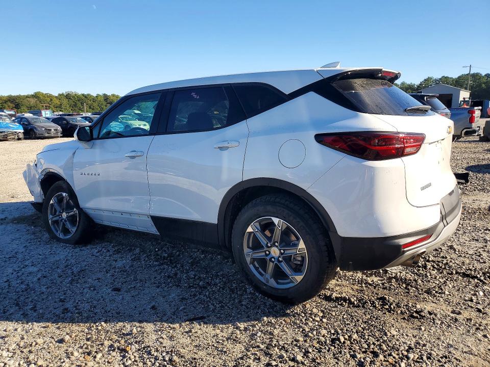 Zdjęcie 2 z aukcji – 2025 CHEVROLET BLAZER z VIN 3GNKBCR46SS263722