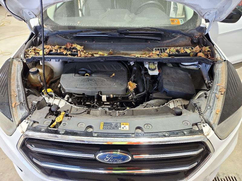 Photo 12 from auction – 2017 FORD ESCAPE with VIN 1FMCU0GD8HUA99354