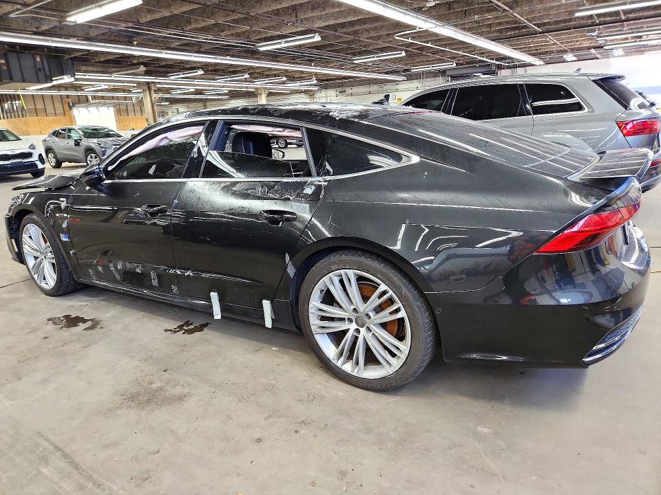 Foto 2 de la subasta – 2019 AUDI A7 con VIN WAUU2AF28KN032689