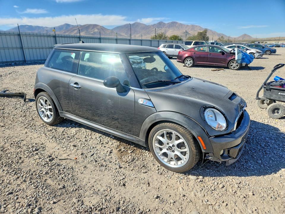 Zdjęcie 4 z aukcji – 2011 MINI COOPER z VIN WMWSV3C50BTY11377