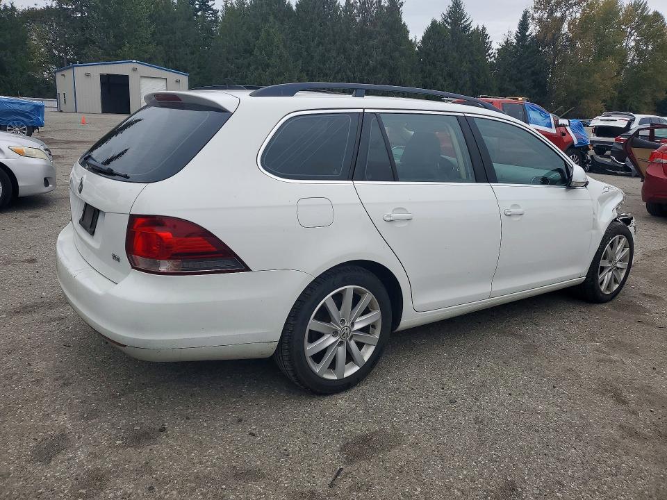 Photo 3 from auction – 2014 VOLKSWAGEN JETTA with VIN 3VWPL7AJ1EM608973