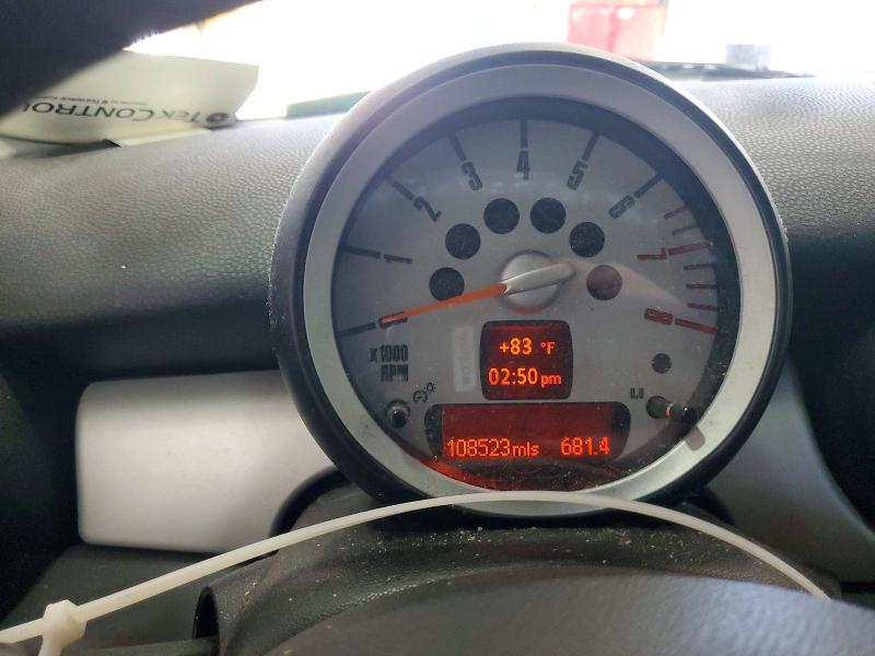 Снимка 9 от търг – 2010 MINI COOPER с VIN WMWMF3C51ATZ23416