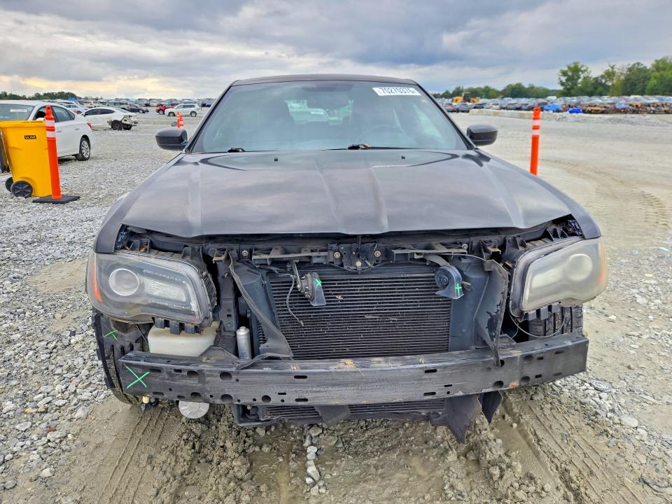 Photo 5 from auction – 2013 CHRYSLER 300 with VIN 2C3CCABT3DH732372