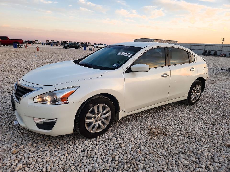 NISSAN ALTIMA 2013 с VIN 1N4AL3AP8DN563417 - Снимка от търг