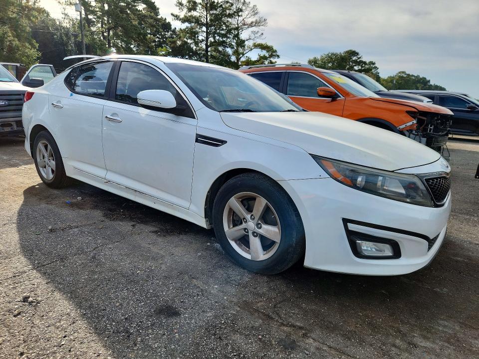 Zdjęcie 4 z aukcji – 2014 KIA OPTIMA z VIN 5XXGM4A7XEG330403