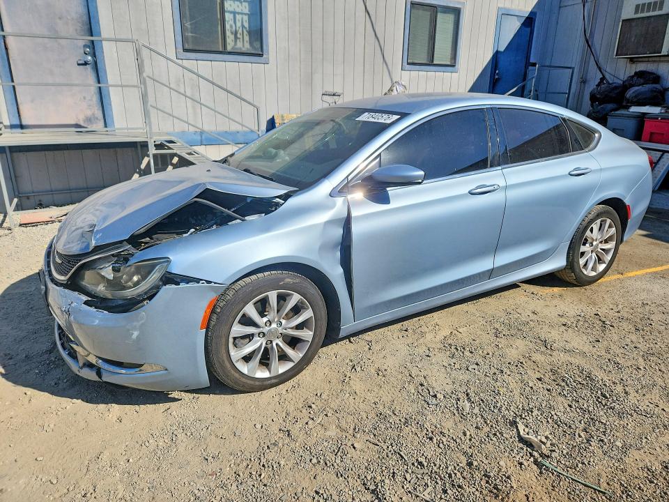 Фото 1 с аукциона – 2015 CHRYSLER 200 с VIN 1C3CCCCG6FN653673