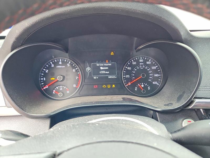 Фото 9 с аукциона – 2017 KIA OPTIMA с VIN 5XXGW4L27HG136489