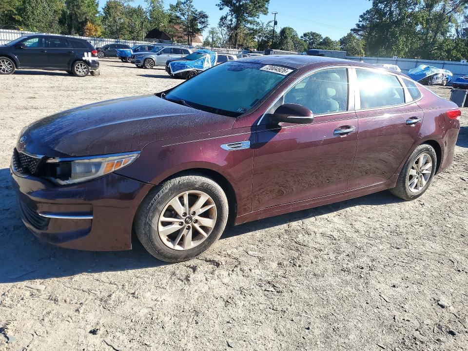 KIA OPTIMA 2018 مع رقم تعريف المركبة 5XXGT4L36JG227695 - صورة من المزاد