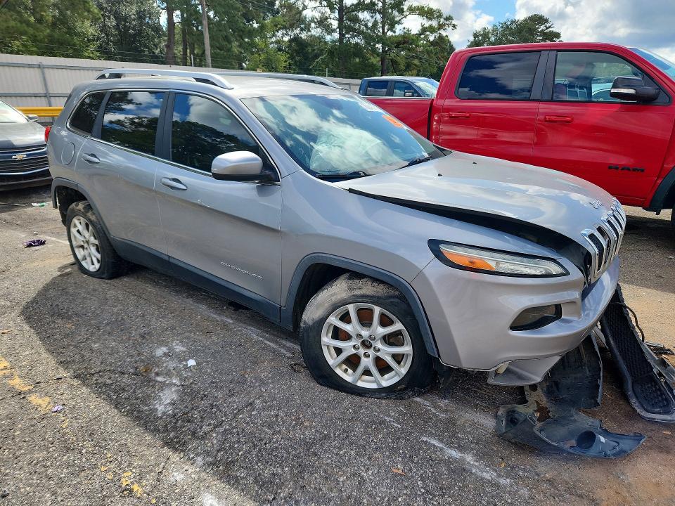 Снимка 4 от търг – 2015 JEEP CHEROKEE с VIN 1C4PJLCB6FW539934