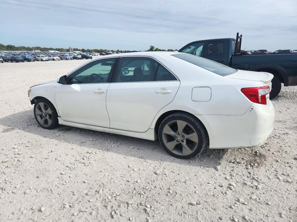 Снимка 2 от търг – 2012 TOYOTA CAMRY с VIN 4T1BF1FK3CU632389