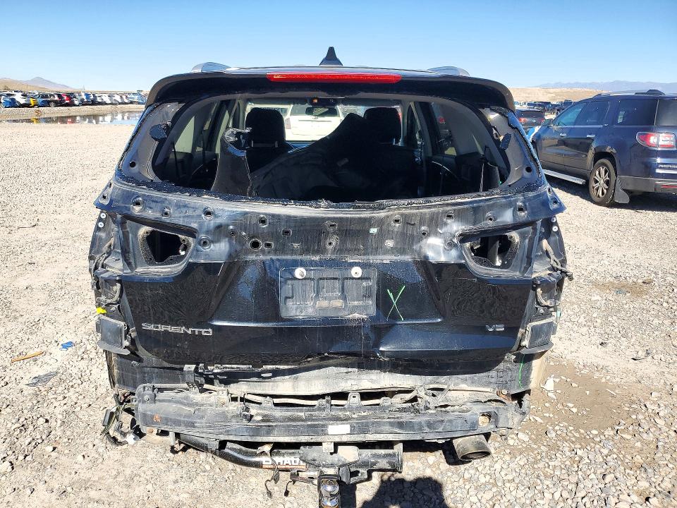 Foto 6 de la subasta – 2017 KIA SORENTO con VIN 5XYPGDA56HG222494
