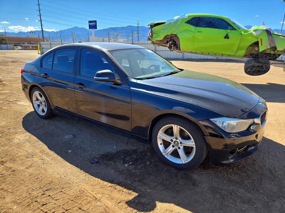 Photo 4 from auction – 2014 BMW 320 with VIN WBA3B1C52EP679737
