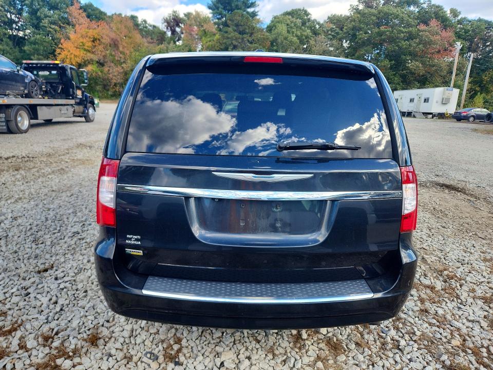 Снимка 6 от търг – 2015 CHRYSLER TOWN & COUNTRY с VIN 2C4RC1BG7FR654605