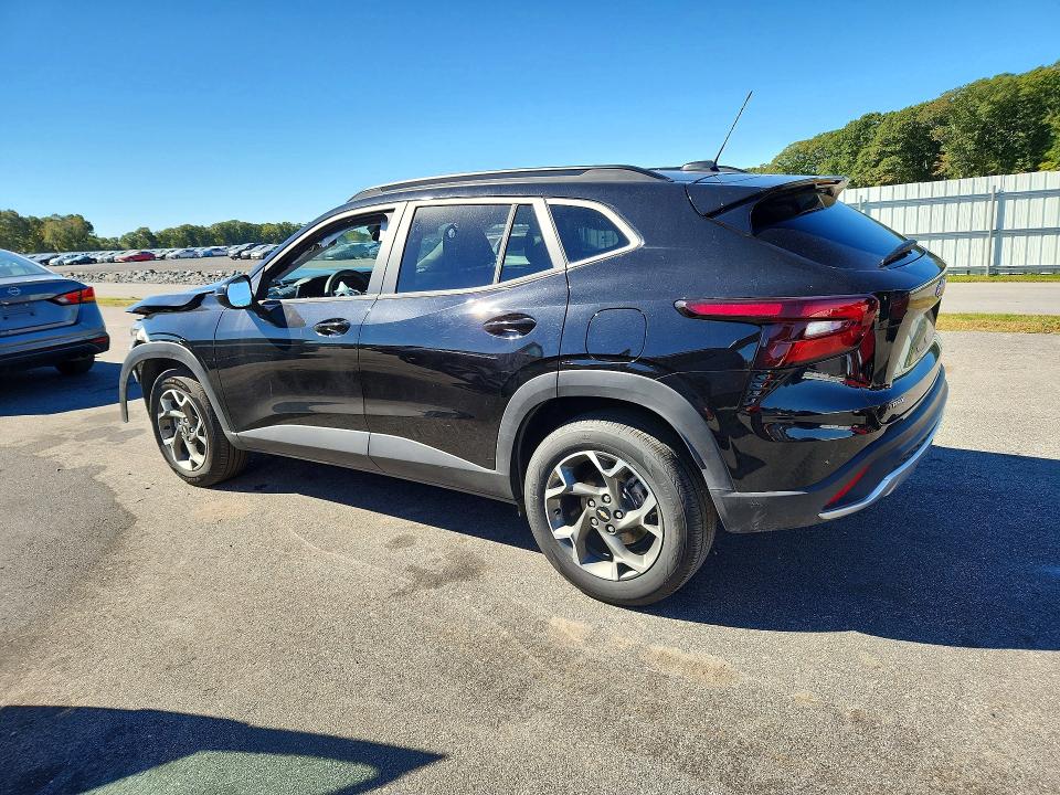 Снимка 2 от търг – 2026 CHEVROLET TRAX с VIN KL77LHEPXTC038622