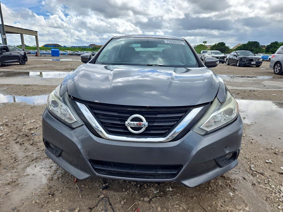 Снимка 5 от търг – 2017 NISSAN ALTIMA с VIN 1N4AL3APXHC213692