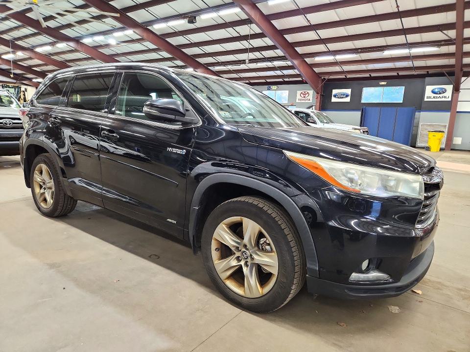 Photo 4 from auction – 2016 TOYOTA HIGHLANDER HYBRID with VIN 5TDDCRFH9GS014576