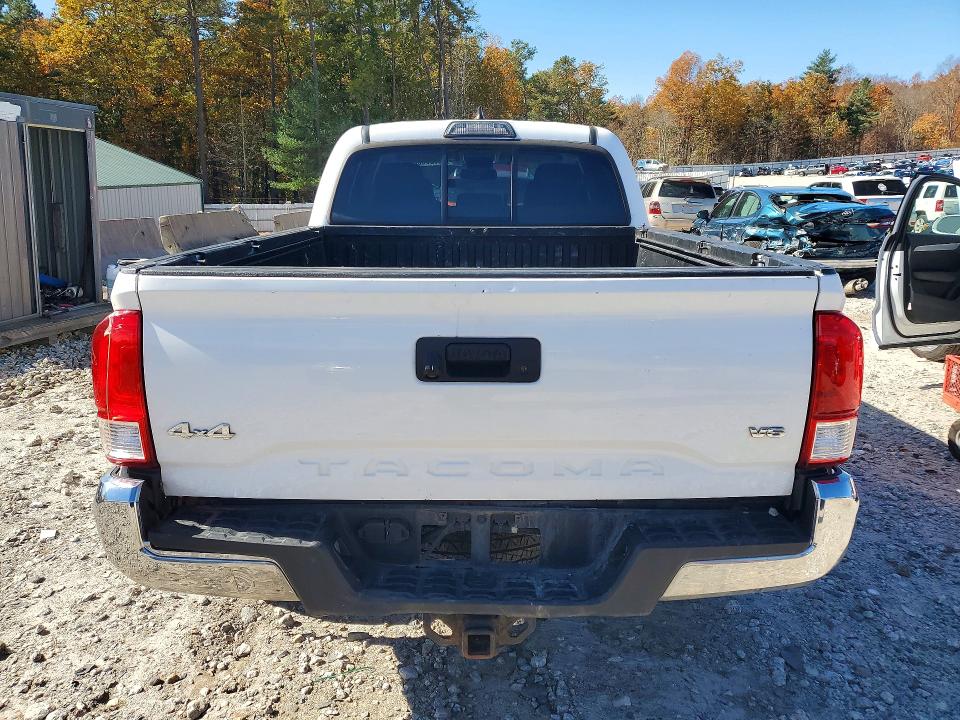Снимка 6 от търг – 2017 TOYOTA TACOMA с VIN 3TMDZ5BN4HM017566