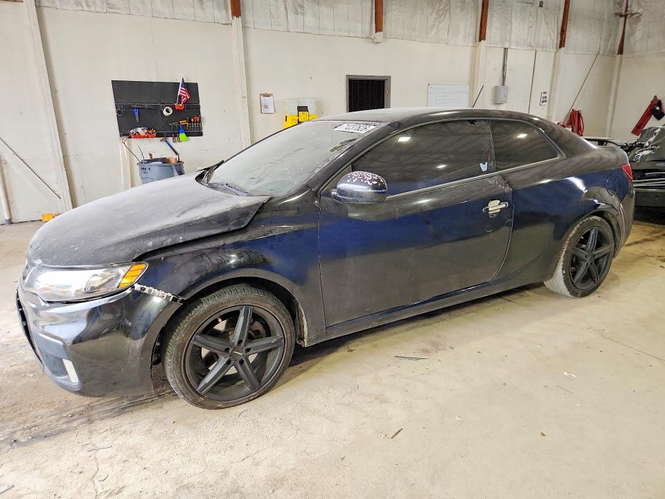 KIA FORTE KOUP 2013 с VIN KNAFW6A37D5686046 - Снимка от търг