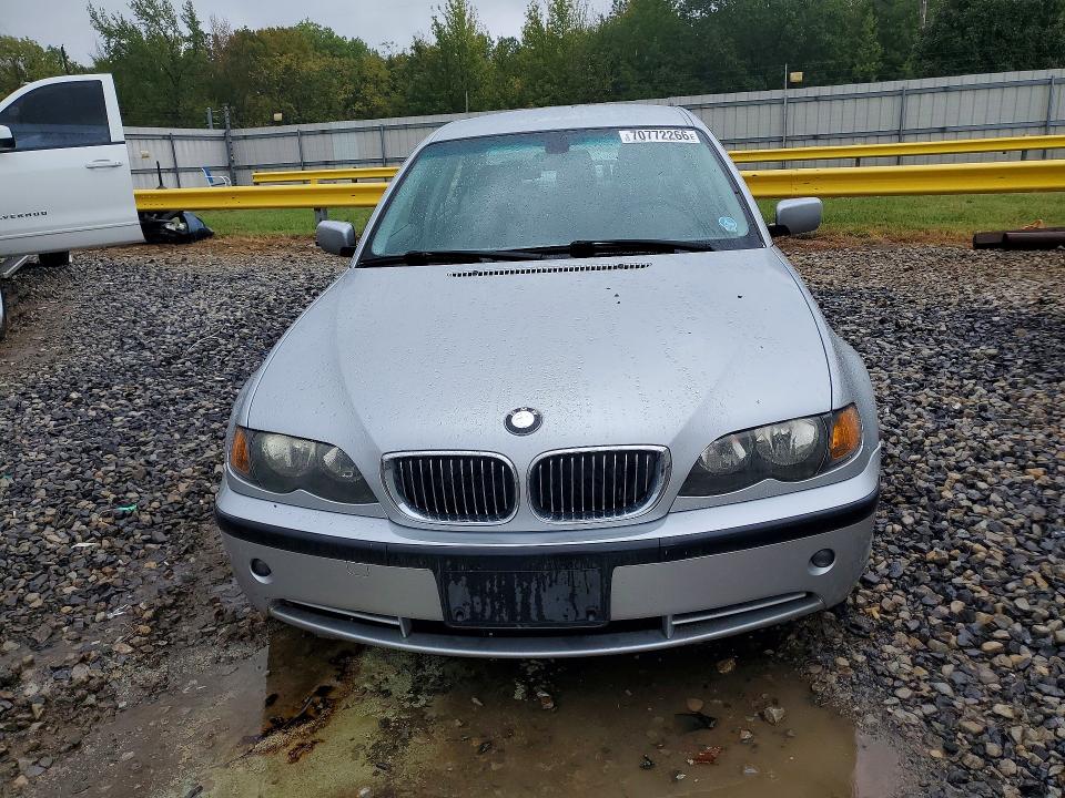 Фото 5 с аукциона – 2004 BMW 330 с VIN WBAEV53414KM38004
