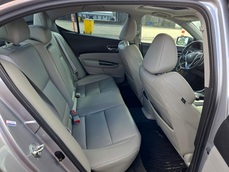 Photo 10 from auction – 2018 ACURA TLX with VIN 19UUB2F34JA011301