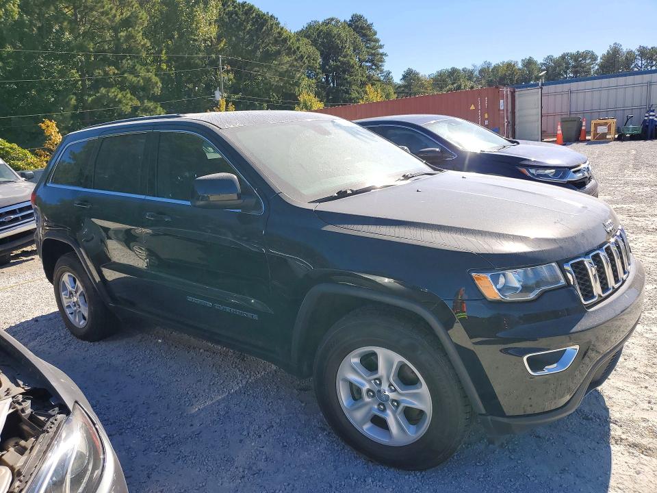 Снимка 4 от търг – 2017 JEEP GRAND CHEROKEE с VIN 1C4RJEAGXHC916255