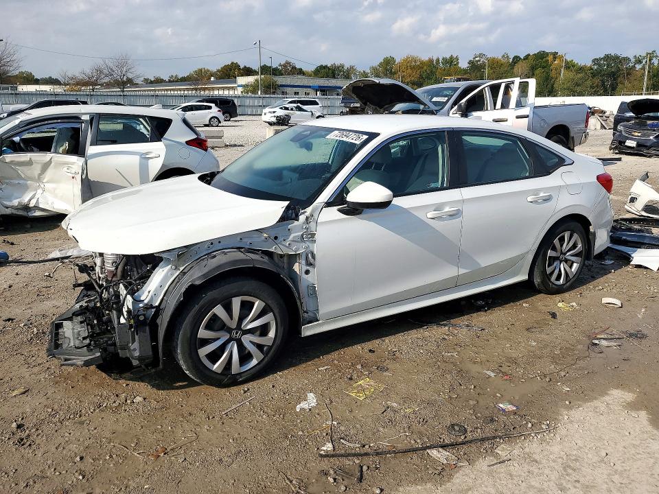 HONDA CIVIC 2022 with VIN 2HGFE2F25NH526841 - Photo from auction