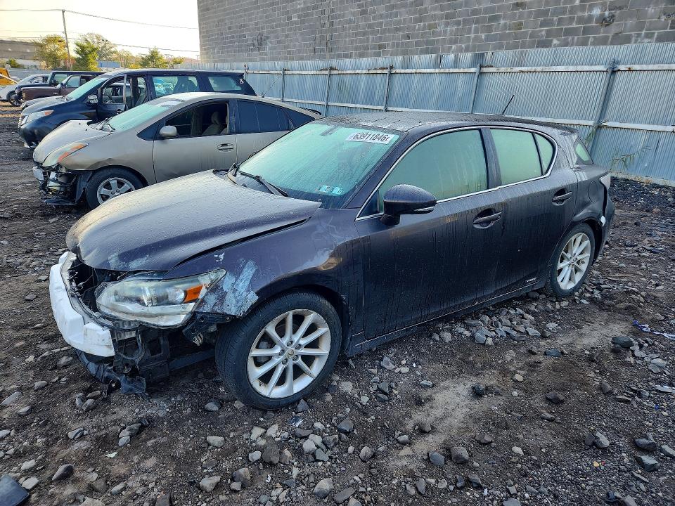 LEXUS CT 2011 с VIN JTHKD5BH9B2041424 - Фото с аукциона