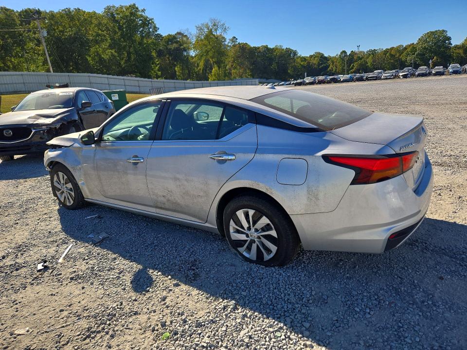 Снимка 2 от търг – 2019 NISSAN ALTIMA с VIN 1N4BL4BV6KC127553